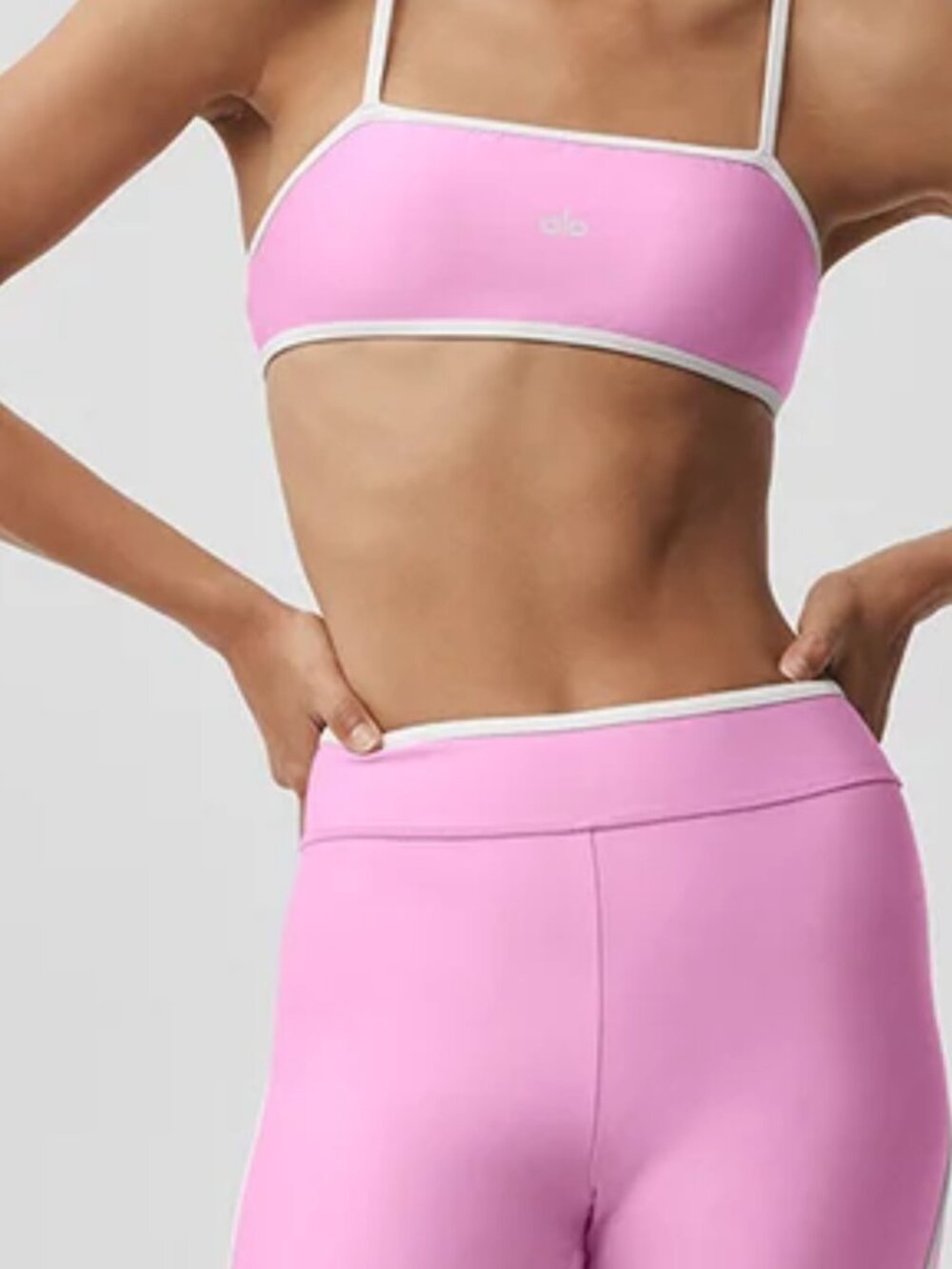Alo Yoga Airlift Charger Candy Heart Pink/White Bra Size: M